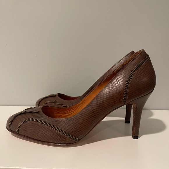 Woman leather pumps, leather 
Hand made shoes - Picture 1 of 3